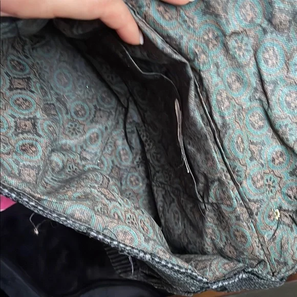 Black Woven vintage Handbag with acrylic handle - Picture 10 of 10